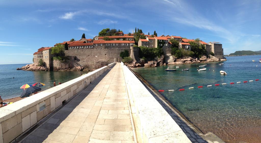 Apartments Vila Andja Sveti Stefan Eksteriør billede